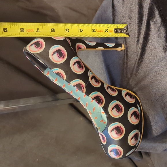 One Eyed Wanda platform heels from Iron Fist - Picture 6 of 6